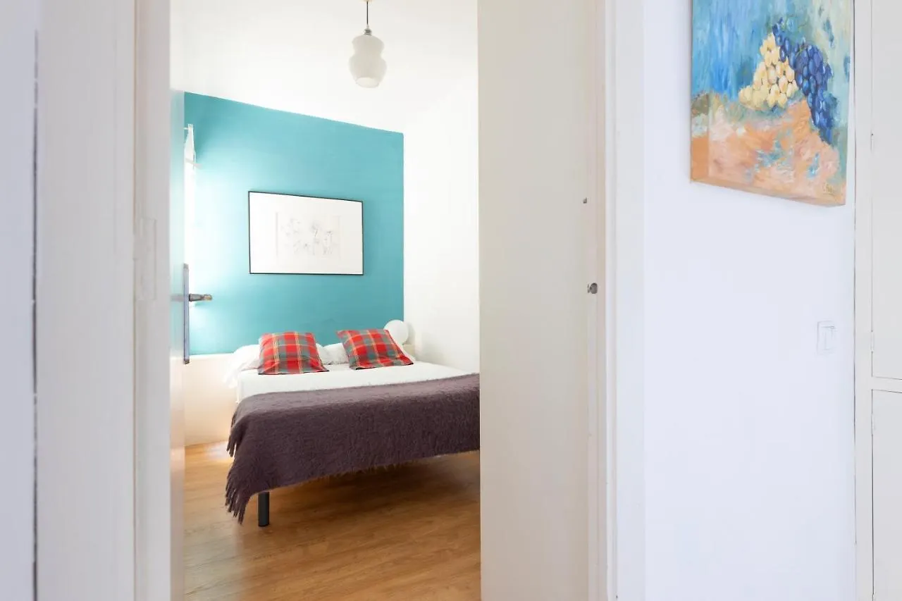 Lodging Apartments Guell Gaudi Barcelona 0*,
