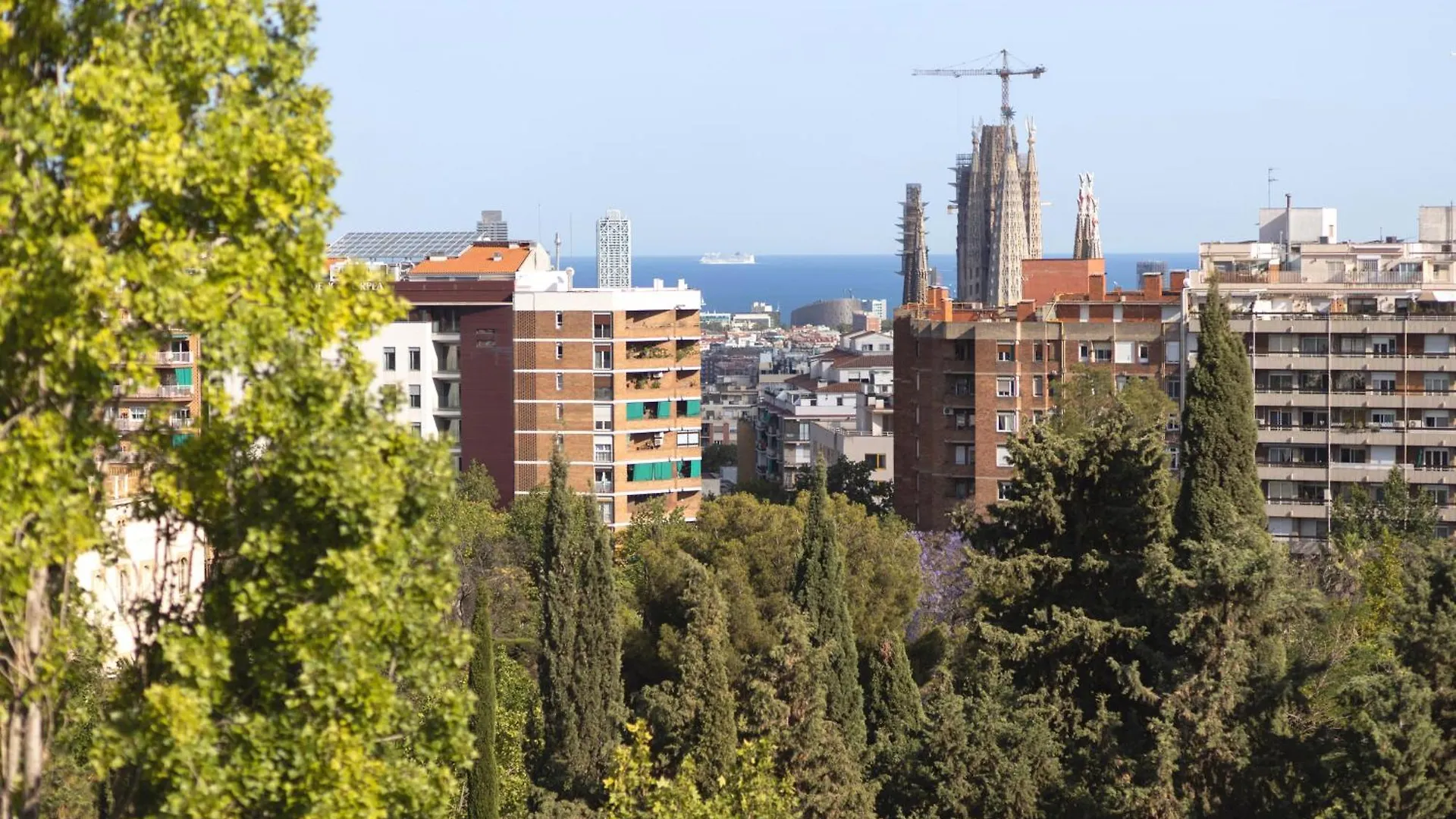 Lodging Apartments Guell Gaudi Barcelona 0*,