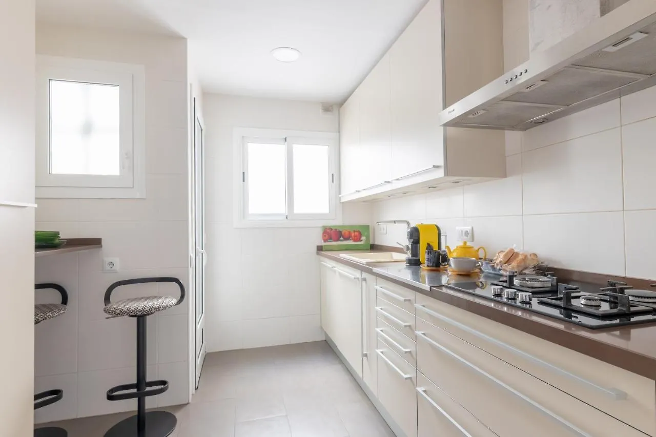 Lodging Apartments Guell Gaudi Barcelona