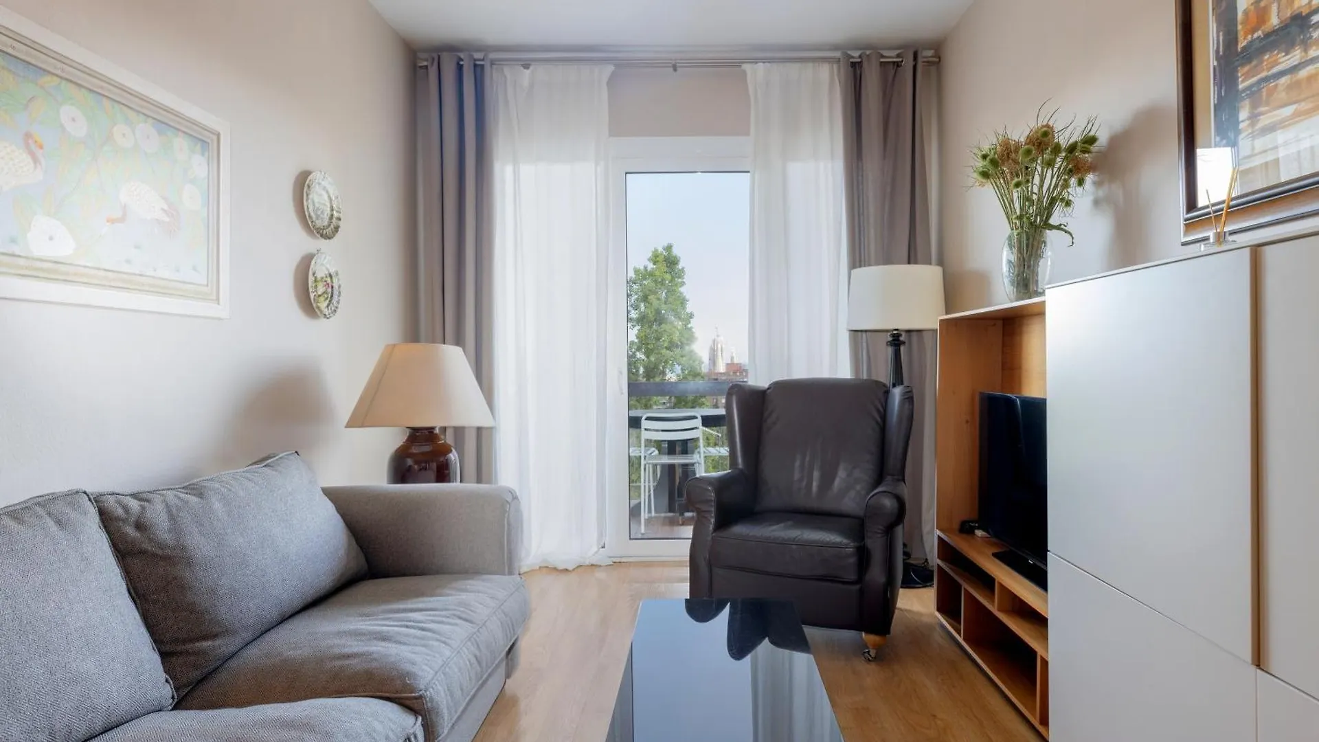 Lodging Apartments Guell Gaudi Barcelona 0*,  Spain